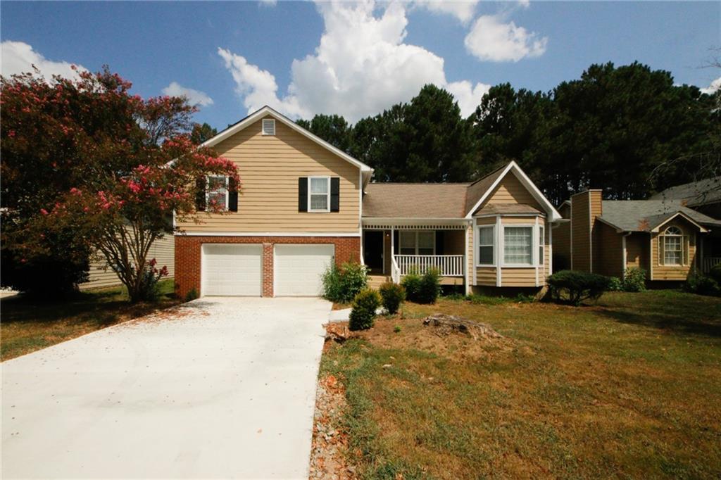 Glendora Dr, Powder Springs, GA 30127