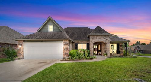 12404 E 128th Pl N, Collinsville, OK, 74021-7182 | Card Image