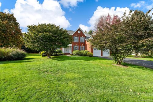 23 Inverness Ct, White Plains, NY, 10605-5112 | Card Image