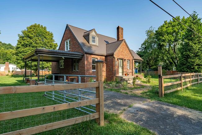 461 S Shady Ave, House other with 3 bedrooms, 3 bathrooms and null parking in Damascus VA | Image 27