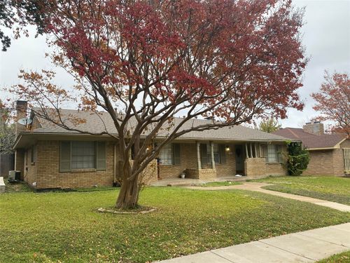 13535 Red Fern Ln, Dallas, TX, 75240-5808 | Card Image