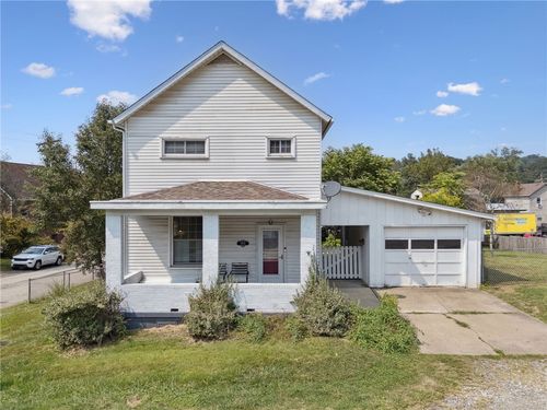 5901 Roslyn St, Elizabeth Twp, PA, 15135-1126 | Card Image