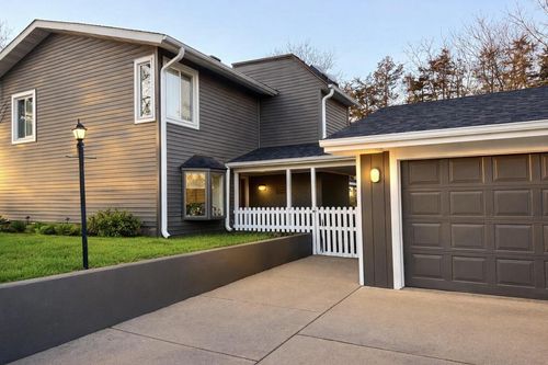 N3432 Beach Road, Lake Geneva, WI, 53147 | Card Image