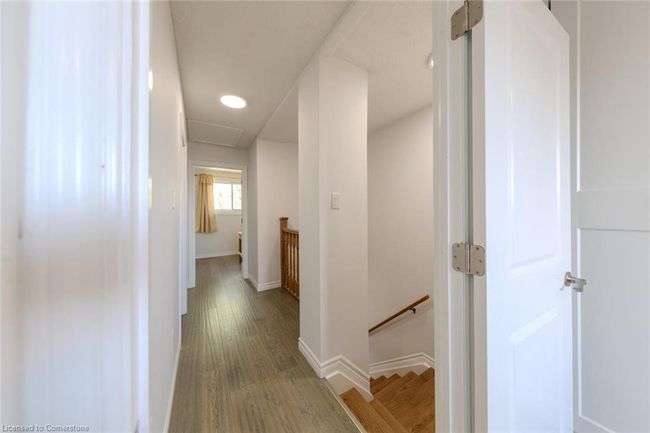 56 Raleigh Crt, House other with 3 bedrooms, 3 bathrooms and 2 parking in Hamilton ON | Image 26