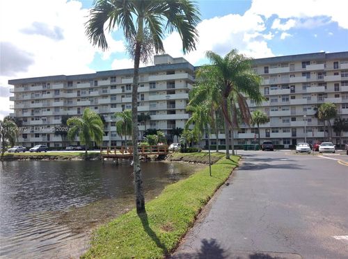 apt-507-250 Jacaranda Dr, Plantation, FL, 33324-2534 | Card Image