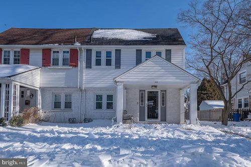 227 Hathaway Ln, HAVERTOWN, PA, 19083-1518 | Card Image