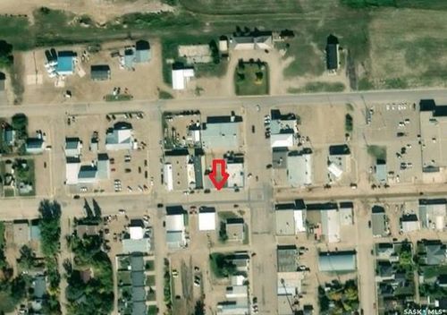 108 Saskatchewan Ave, Outlook, SK, S0L2N0 | Card Image