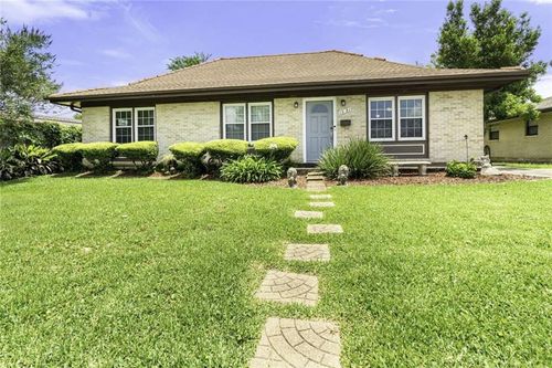 1521 Eisenhower Ave, Metairie, LA, 70003-4925 | Card Image