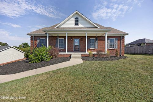 102 Comanche Ct, Bloomfield, KY, 40008-6115 | Card Image