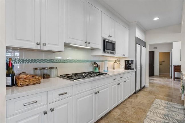 6549 South Marina Way, Townhouse with 4 bedrooms, 4 bathrooms and 2 parking in Stuart FL | Image 11