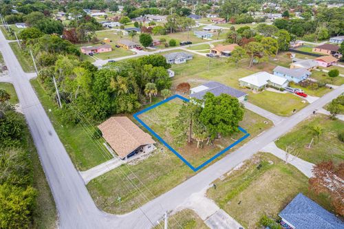 3804 Avenue M, Fort Pierce, FL, 34947-1866 | Card Image