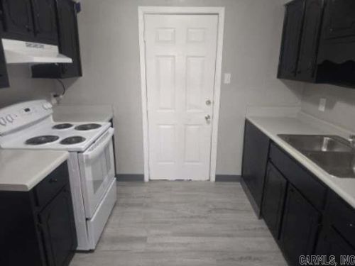 501 W 12th Ave, Pine Bluff, AR, 71601-5709 | Card Image