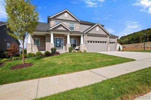 201 Gauntlet Ln, Eureka, MO, 63025-3532 | Card Image