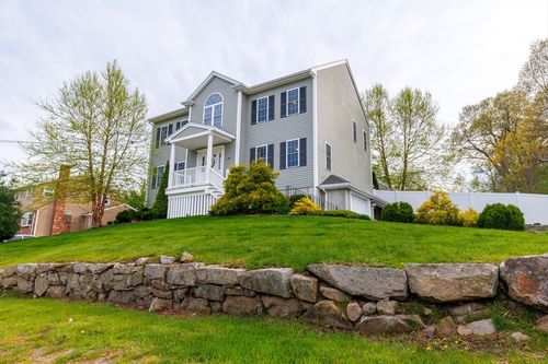 143 South St, Randolph, MA, 02368-5305 | Card Image