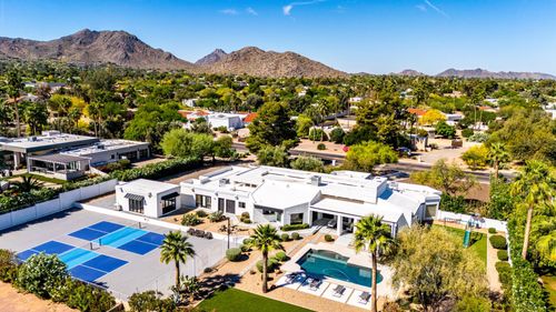9917 N 52nd Street, Paradise Valley, AZ, 85253 | Card Image