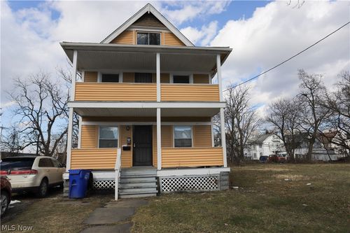 9409 Mount Auburn Ave, Cleveland, OH, 44104-4751 | Card Image