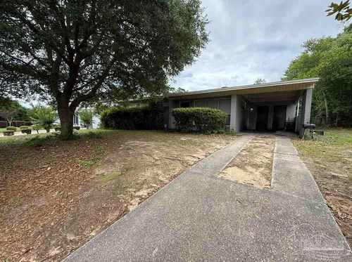 815 Woodland Dr, Pensacola, FL, 32503-3054 | Card Image
