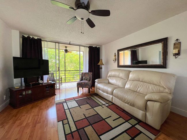 APT-3A - 113 Royal Park Dr, Condo with 2 bedrooms, 2 bathrooms and null parking in Oakland Park FL | Image 5