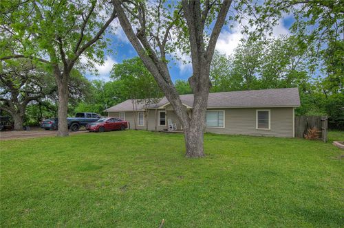 601 N 4th St, Wills Point, TX, 75169-1617 | Card Image