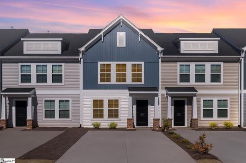 643 Blossom Run, Spartanburg, SC, 29307-2000 | Card Image