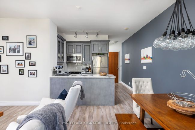 2006 - 33 Lombard St, Condo with 2 bedrooms, 2 bathrooms and 1 parking in Toronto ON | Image 4