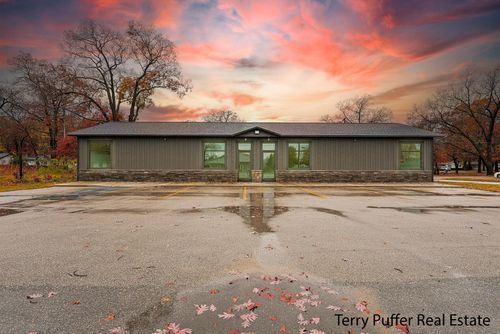 a-3101 S Getty St, Muskegon Heights, MI, 49444-3116 | Card Image