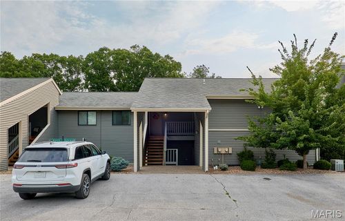 132 Geneva Cove Dr, Innsbrook, MO, 63390-6580 | Card Image