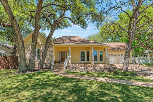 507 Tumlinson Fort Dr, Leander, TX, 78641-2412 | Card Image
