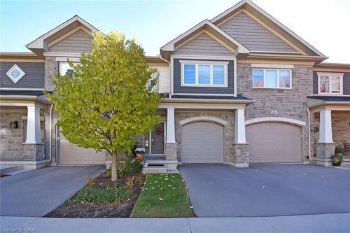 31-40 Hamilton St S, Waterdown, ON, L8B1V8 | Card Image