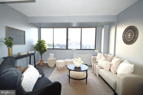 apt-902-1245 13th St Nw, WASHINGTON, DC, 20005-5186 | Card Image