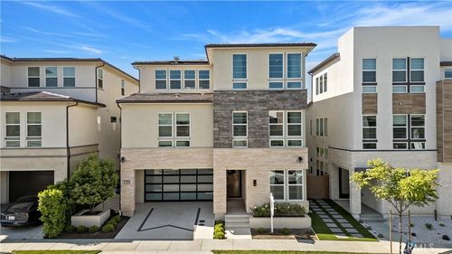 598 Alder Way, Montebello, CA, 90640-2186 | Card Image