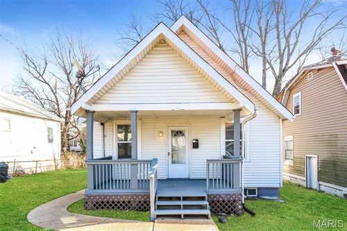 5470 Hamilton Ave, Jennings, MO, 63136-3529 | Card Image