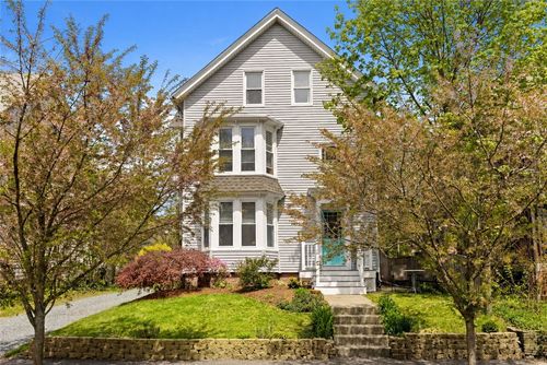 88 10th St, Providence, RI, 02906-2920 | Card Image