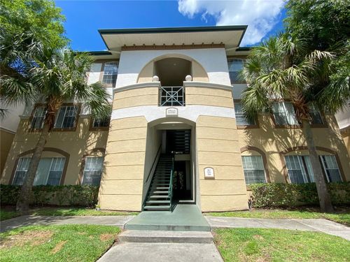 apt-821-17110 Carrington Park Dr, TAMPA, FL, 33647-2632 | Card Image