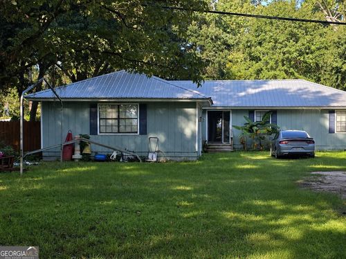 812 E 1st St, Midway, GA, 31320-7265 | Card Image