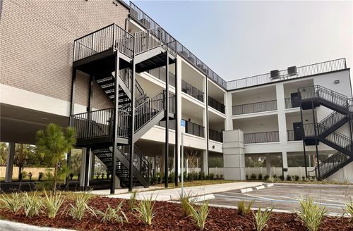 3601 6th St S, ST PETERSBURG, FL, 33705-3869 | Card Image