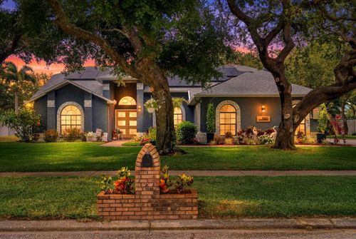 8806 Crosswood Ct, Riverview, FL, 33578-4994 | Card Image