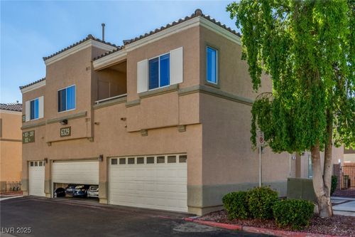 unit-201-6329 Blowing Sky St, North Las Vegas, NV, 89081-4174 | Card Image