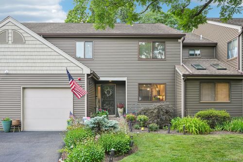 18 Old Lake Road, Clarkstown, NY, 10920 | Card Image
