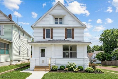 163 Russell Ave, Akron, OH, 44311-1455 | Card Image