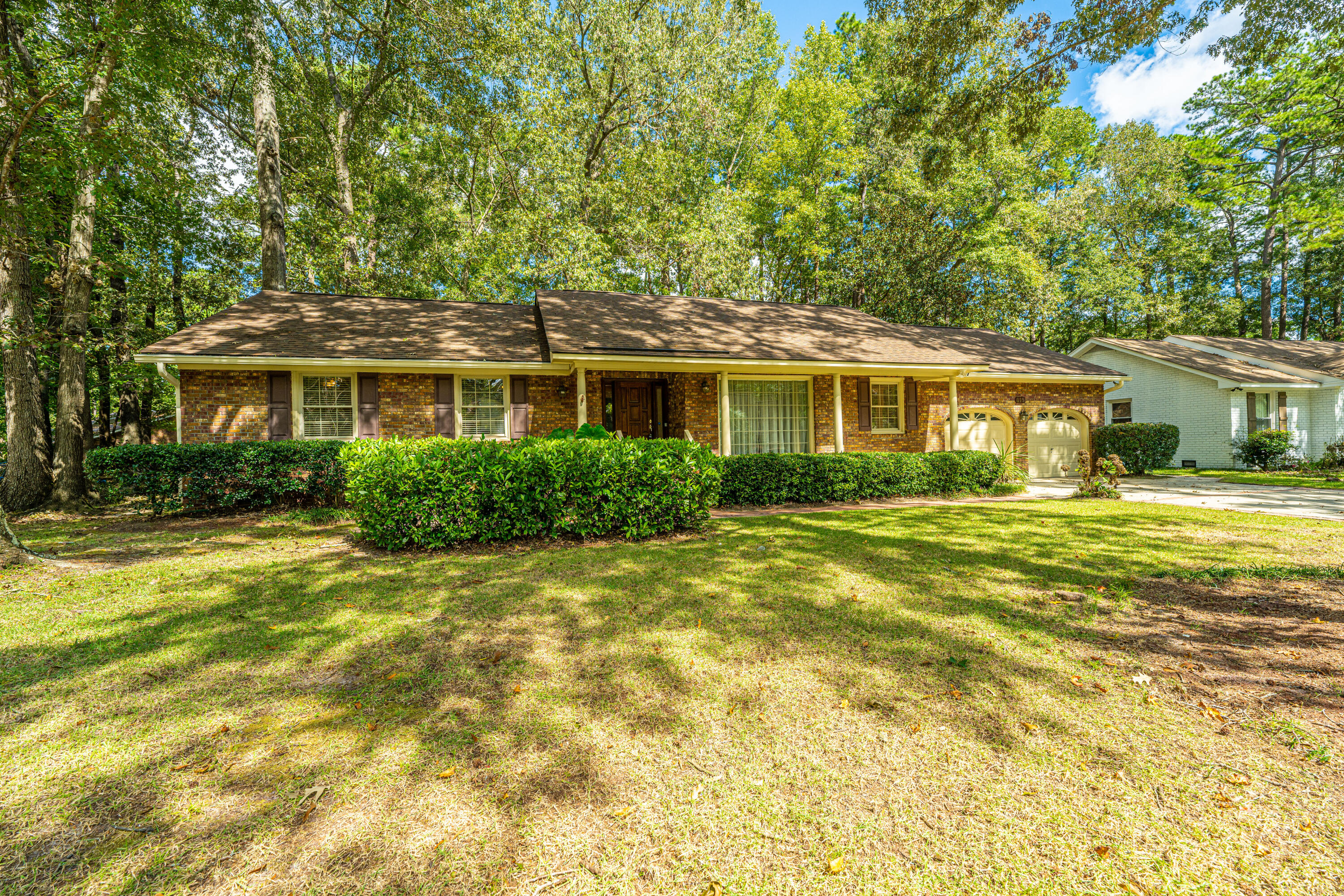 Stratford Dr, Summerville, SC 29485
