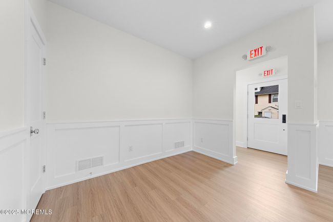 124 E River Rd, Home with 0 bedrooms, 0 bathrooms and 6 parking in Rumson NJ | Image 33