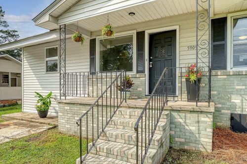 5909 Oak St, Hanahan, SC, 29410-2207 | Card Image