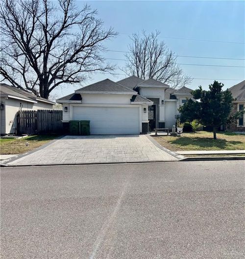 1107 Palazzo Dr, Alamo, TX, 78516-0189 | Card Image