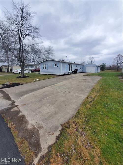 511 Arabian Ct, Lagrange, OH, 44050-9613 | Card Image