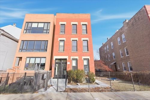 2f-1322 W Ohio St, Chicago, IL, 60642-6734 | Card Image