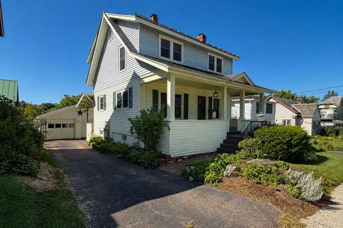 21 Adams Ct, Burlington, VT, 05401-4100 | Card Image