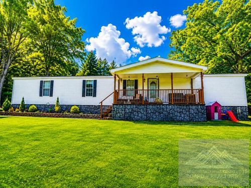 4414 Matoaka Rd, Rock, WV, 24747 | Card Image