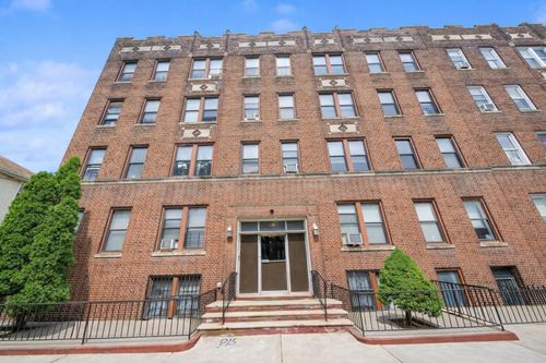 107-117 Corbin Ave, Jersey City, NJ, 07306-7221 | Card Image