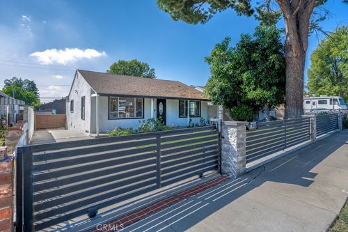 1948 Phillippi St, San Fernando, CA, 91340-1029 | Card Image